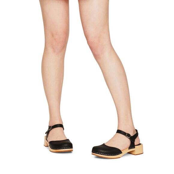 New $248 Womens 8 Covered Swedish Hasbeens Matte Black Clogs Mules Low 2” Heel - Picture 2 of 13